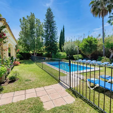Vila 1106 Marbella Large Family