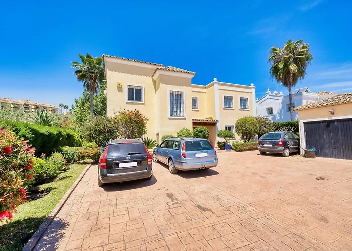 1106 Marbella Large Family * Estepona