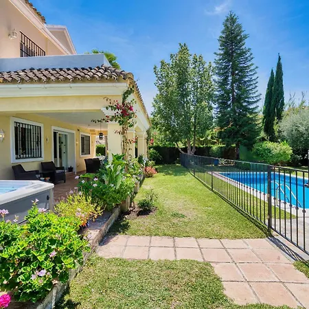 Villa 1106 Marbella Large Family