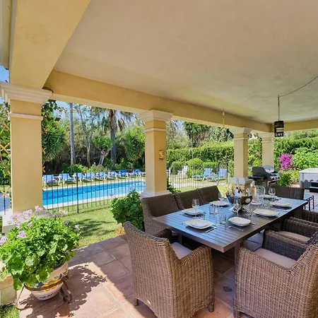 Villa 1106 Marbella Large Family