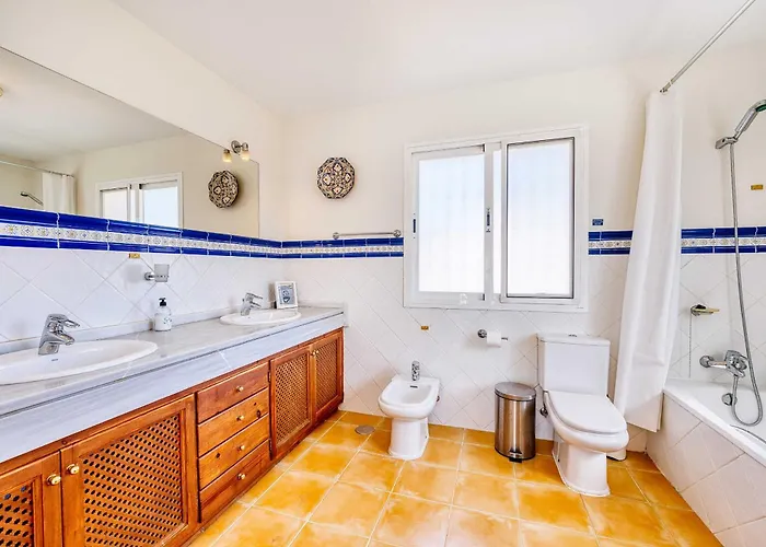 1106 Marbella Large Family * Εστεπόνα