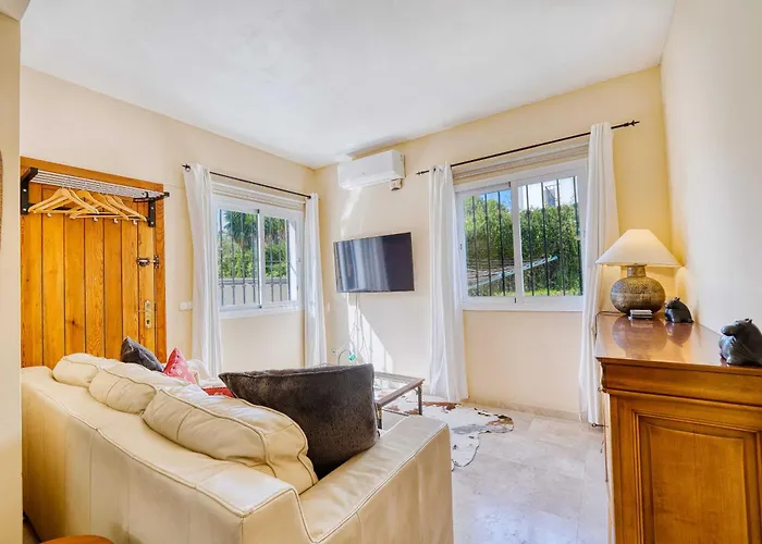 1106 Marbella Large Family * Εστεπόνα