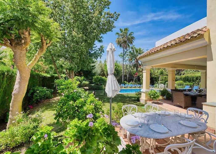 1106 Marbella Large Family