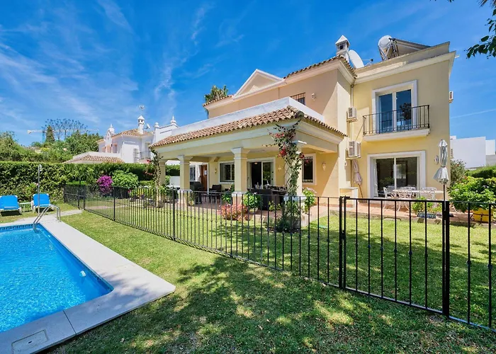 1106 Marbella Large Family *